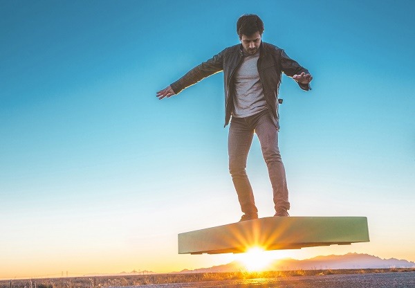 ArcaBoard, un monopatín volador que ya puedes reservar por 20.000 dólares 1 ArcaBoard