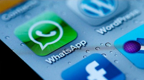 Multa a Facebook y WhatsApp por pasarse datos personales de los usuarios