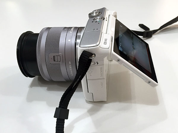  Canon EOS M10