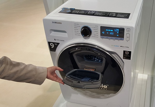 Samsung presenta lavadoras y frigorí­ficos más listos que el hambre