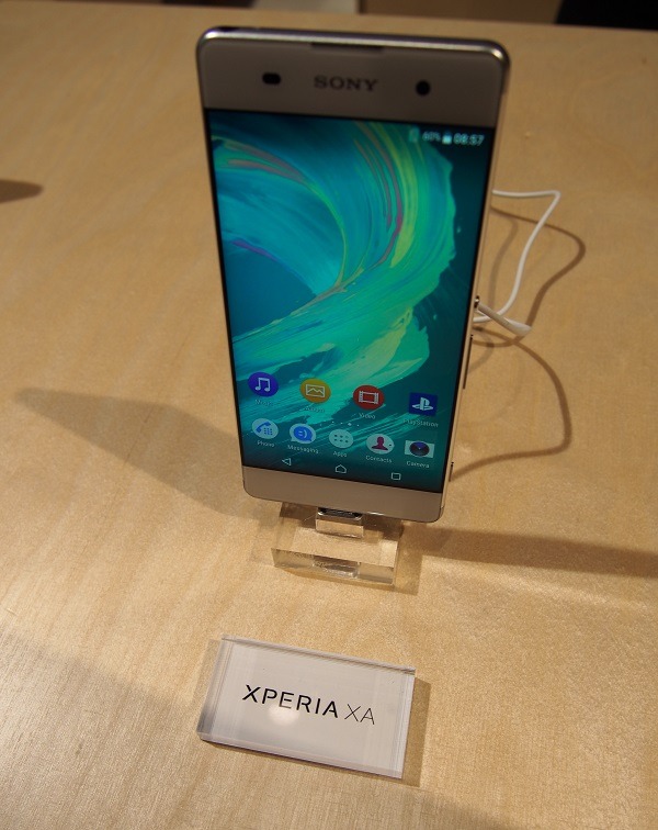 Sony Xperia XA 06
