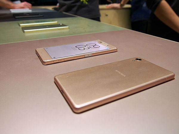 Se filtran los fondos de pantalla de los nuevos Sony Xperia X 1 Sony Xperia X fondos