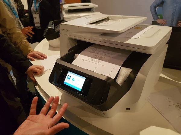 HP Officejet Pro 8720, 8730 y 8740, impresoras de oficina con nuevo diseño