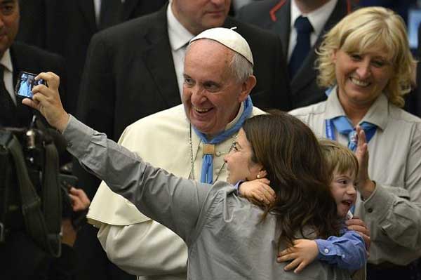 El papa Francisco se abre cuenta en Instagram