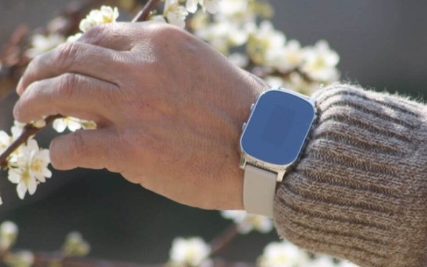 Controla a tus familiares mayores con la ayuda de este reloj inteligente