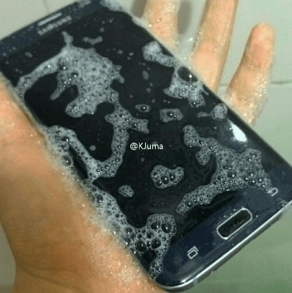 La foto que probaría que el Samsung Galaxy Note 7 será resistente al agua 2 Samsung Galaxy Note 7