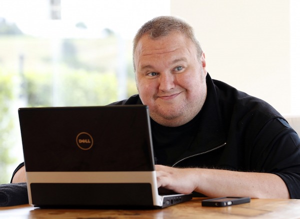 Megaupload 2 MU2, vuelve la plataforma para compartir archivos más popular 2 kim-dotcom-controversial-hacker-businessman-singer-now-politician