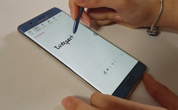 Samsung manda un mensaje a los usuarios del Note 7 para cambiarlo por uno nuevo