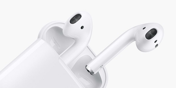 Apple retrasa el lanzamiento de sus auriculares sin cables