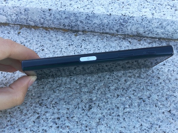 Sony Xperia X Compact