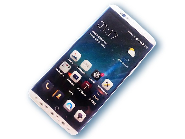 ZTE Axon 7 pantalla encendida