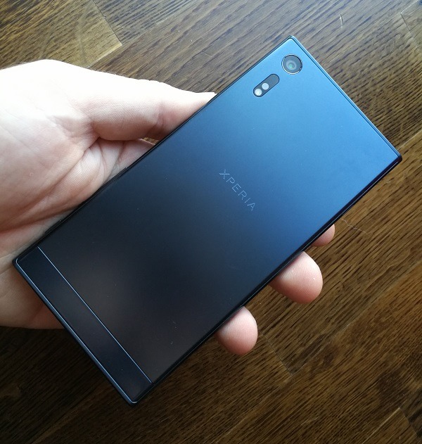 sony xperia XZ