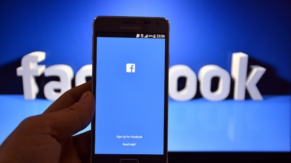 Un fallo de Facebook y Messenger provoca un problema de baterí­a en el móvil