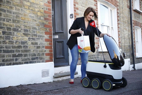 Just Eat comienza a hacer el reparto mediante robots