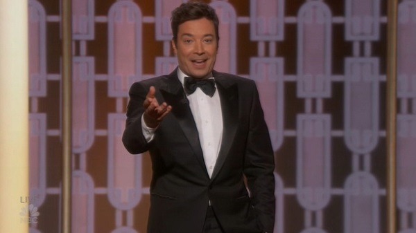 El teleprompter le juega una mala pasada a Jimmy Fallon en los Globos de Oro 1 Jimmy Fallon