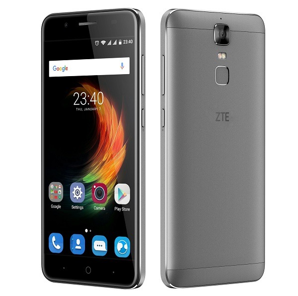 ZTE Blade A610 Plus enfrentados