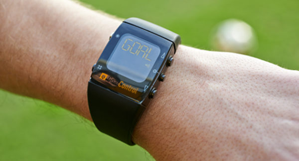 Las mejores tecnologías aplicadas al deporte de competición 5 Reloj para controlar si es gol o no