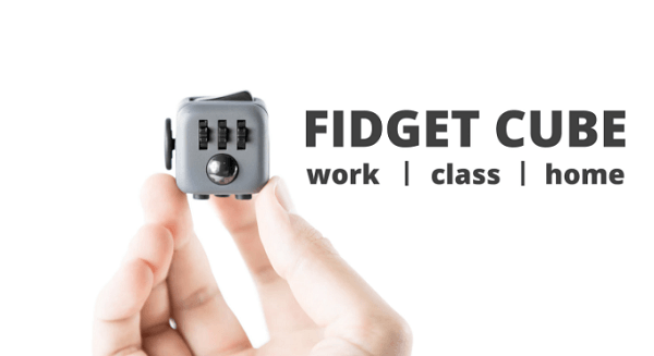 Gana 345.000 dólares robando ideas de Kickstarter 2 fidget cube kickstarter