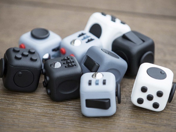 Gana 345.000 dólares robando ideas de Kickstarter 3 stress cube