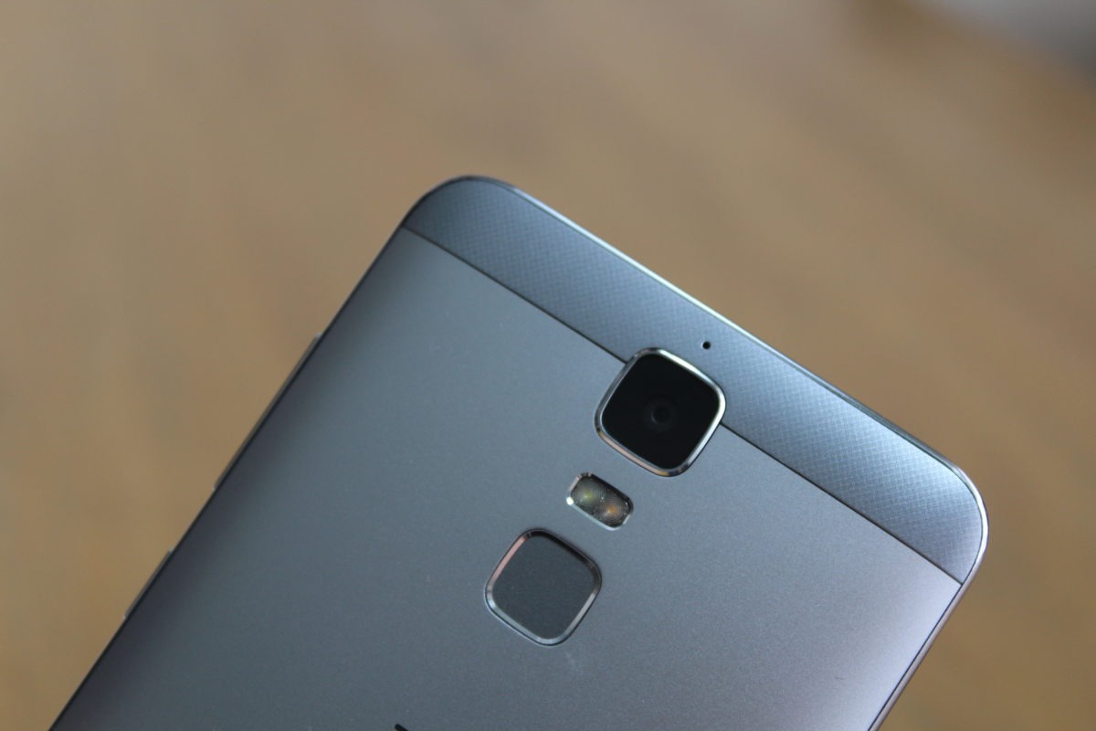 zte blade a610 plus lector