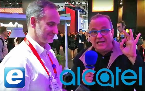 Alcatel presenta su móvil A5 LED en el MWC de 2017
