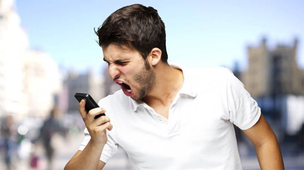 El misterio de los SMS enviados desde el año 2003 1 El misterio de los SMS enviados desde el año 2003