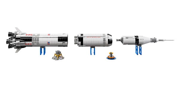 Lego crea un cohete Apollo de un metro de alto