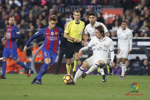 Cómo ver el clásico Real Madrid vs Barcelona en 4K