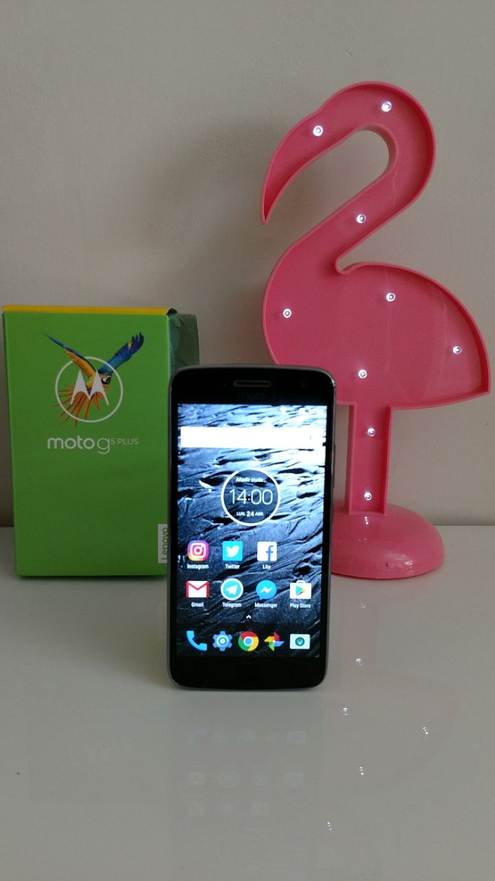 moto g5 flamenco