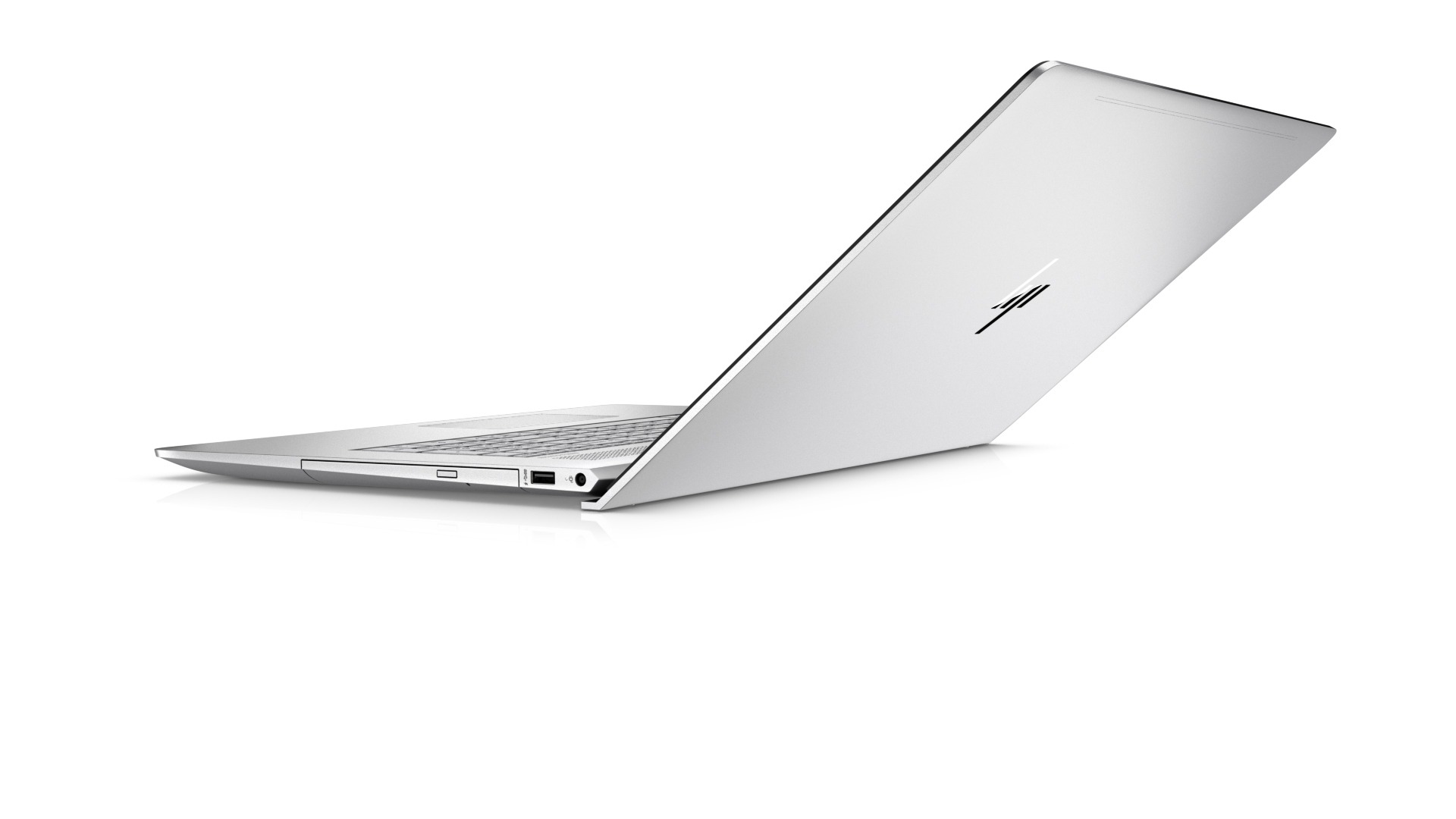 HP ENVY 17, portátil de gran pantalla y alto rendimiento 5 hp envy 17 abierto detras