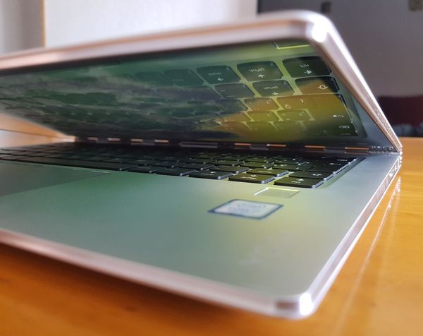 Lenovo Yoga 910 lector huellas