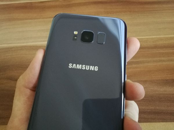 Samsung Galaxy S8+ lector de huellas