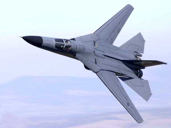 Avión F-111