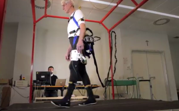 Diseñan un exoesqueleto capaz de evitar caí­das