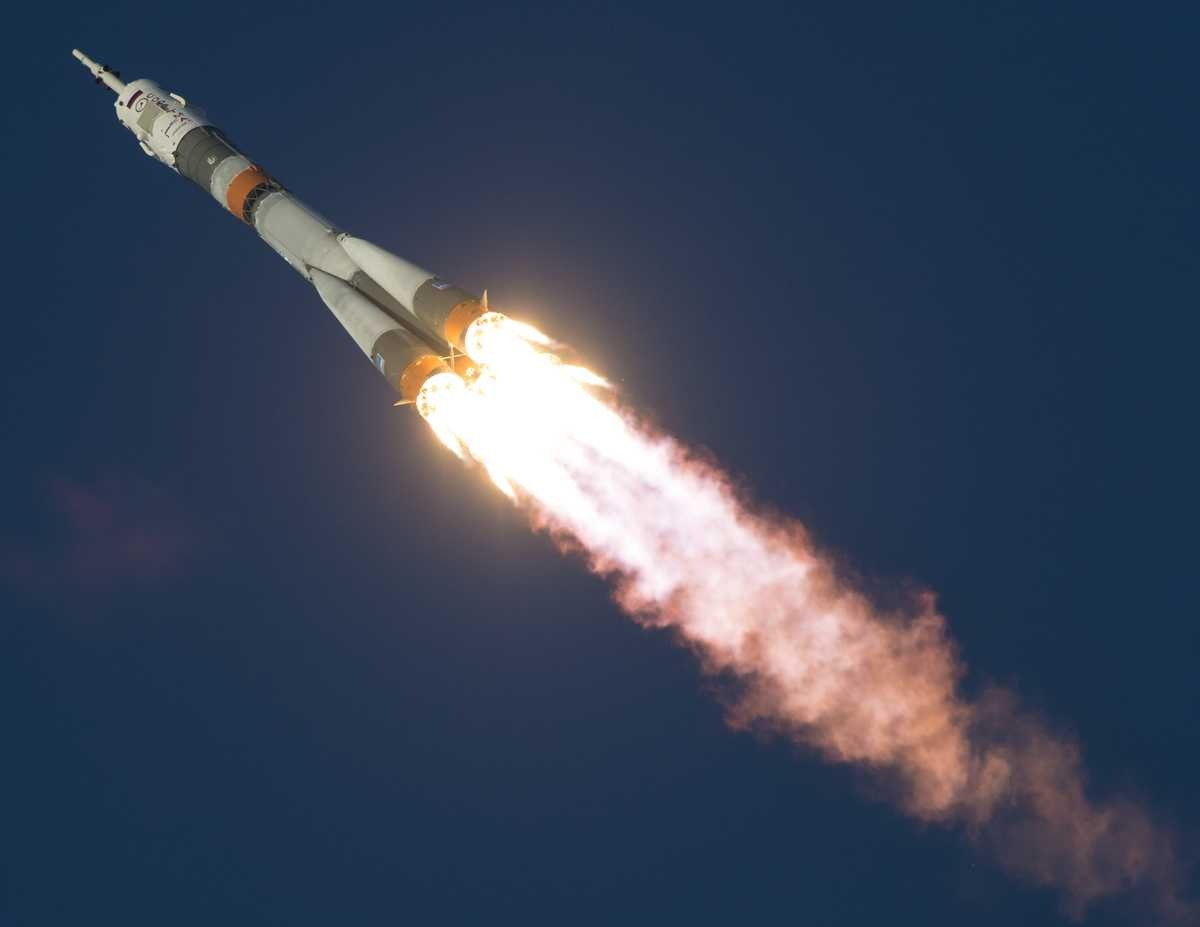 20 fotos impresionantes del espacio y la historia espacial 21 Expedition 46 Launch