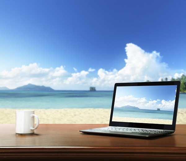 5 portátiles ligeros y con buena autonomí­a para llevarte de vacaciones