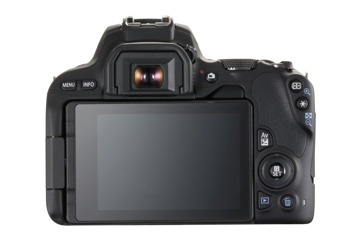 Canon EOS 200D, nueva cámara de entrada con 24,2 MP y Dual Pixel 12