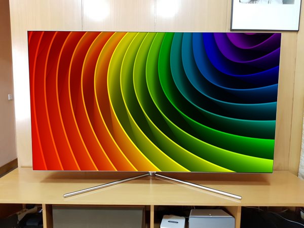 Samsung-QLED-Q7F-65 colores y curvas