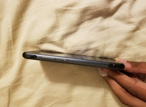 Se filtran las primeras imágenes del Samsung Galaxy Active S8 4 Se filtran las primeras imágenes del Samsung Galaxy Active S8 1