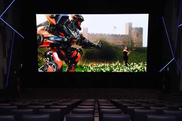 Cinema-LED-Screen