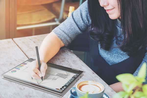 5 portátiles ligeros de Lenovo para llevar en tus vacaciones 8 Lenovo Yoga 720