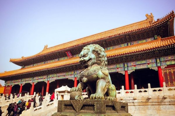 China obliga a sus habitantes a instalar virus espía en los móviles 1 China obliga a sus habitantes a instalar virus espía en los móviles