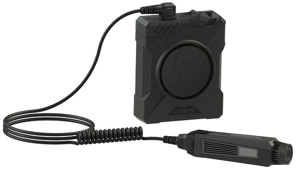Londres pondrá cámaras en los gorros de los policías armados 2 axon flex 2
