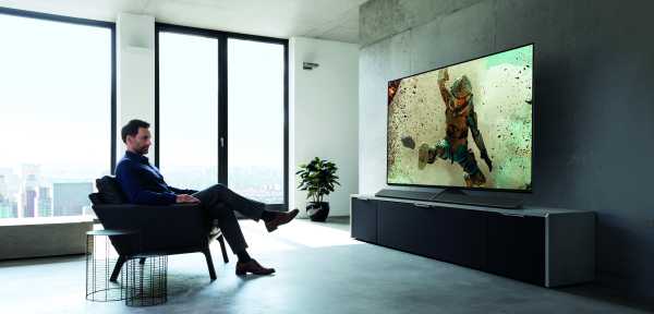 Panasonic TV EZ1000 77