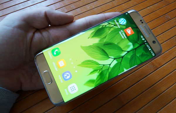 Comparativa Samsung Galaxy S7 edge frente a móviles punteros de 2017 6 comparativa Samsung Galaxy S7 edge frente a móviles punteros de 2017 pantalla S7 edge