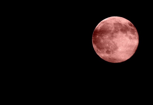 Cómo ver el eclipse lunar de esta noche