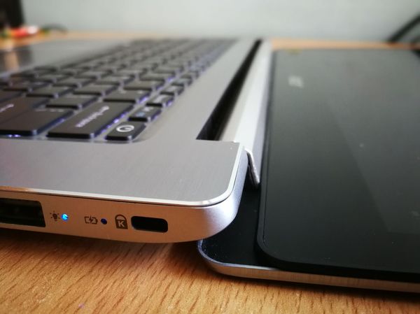 Acer Swift 3, probamos este portátil multimedia 29 Acer Swift 3 bisagra