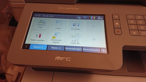 Brother MFC-L9570CDW pantalla