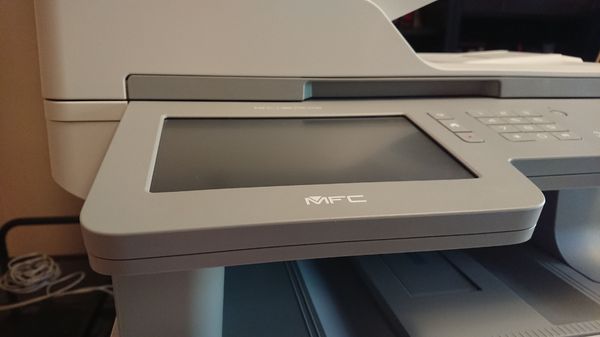 Brother MFC-L9570CDW detalle