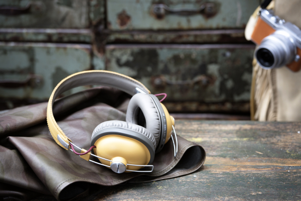 Auriculares Panasonic sin cables RP-HTX80B: estilo con tecnología 4 Panasonic HTX80B